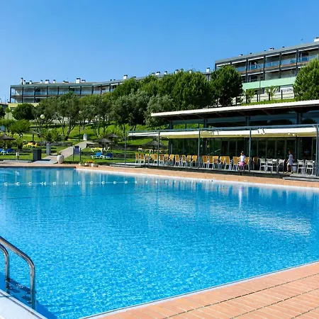 Marina Park Pool & Tennis *